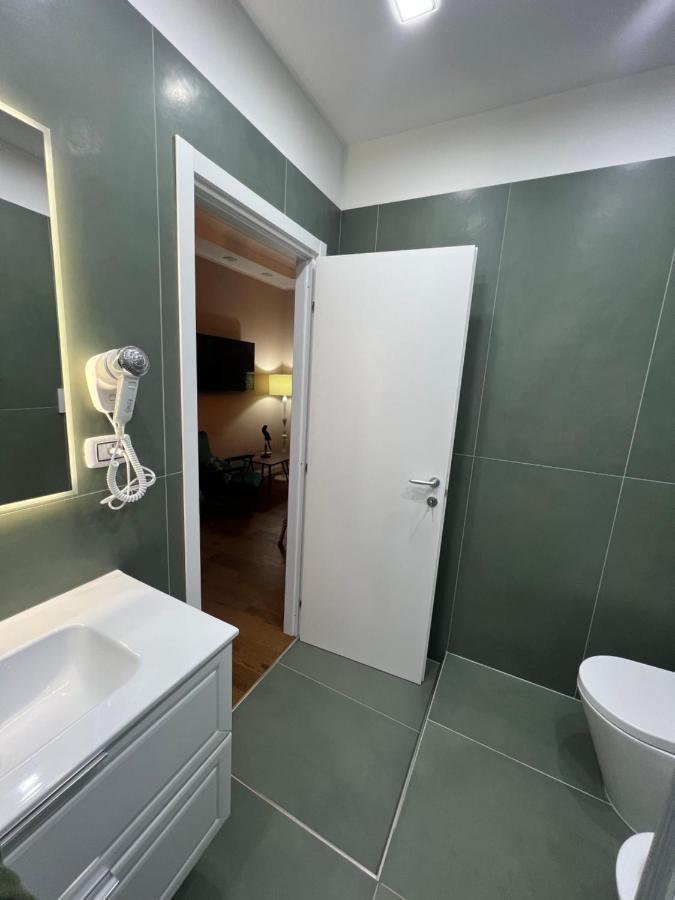 B&B Caffe Retro' Cisterna di Latina Dış mekan fotoğraf