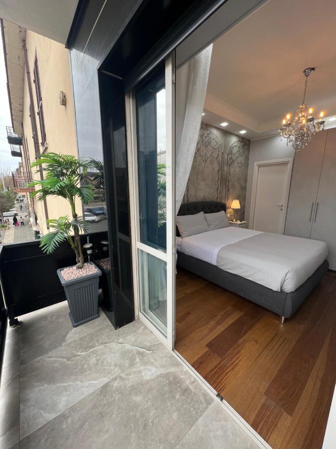 B&B Caffe Retro' Cisterna di Latina Dış mekan fotoğraf