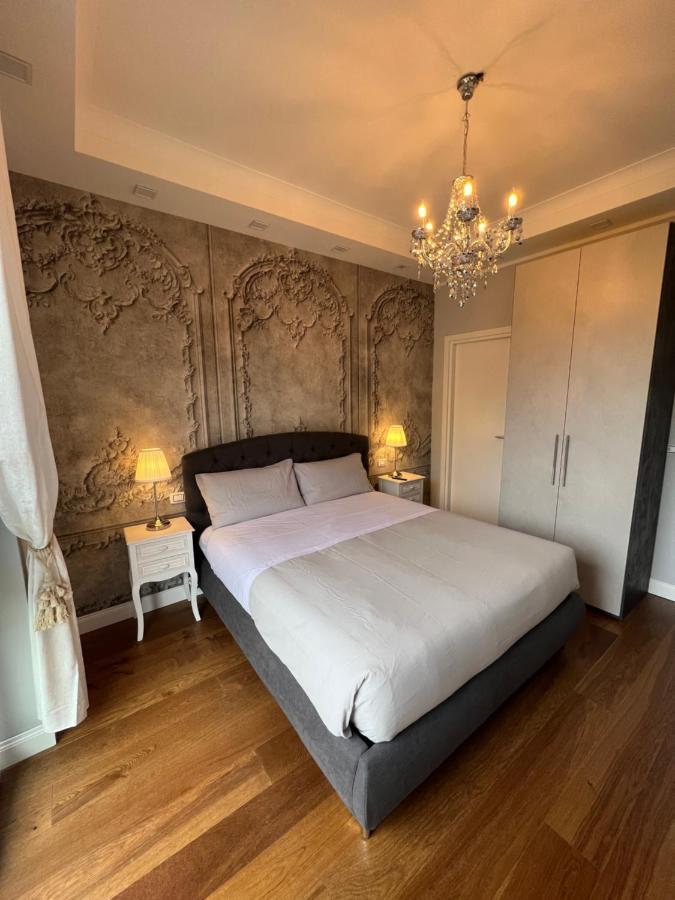 B&B Caffe Retro' Cisterna di Latina Dış mekan fotoğraf