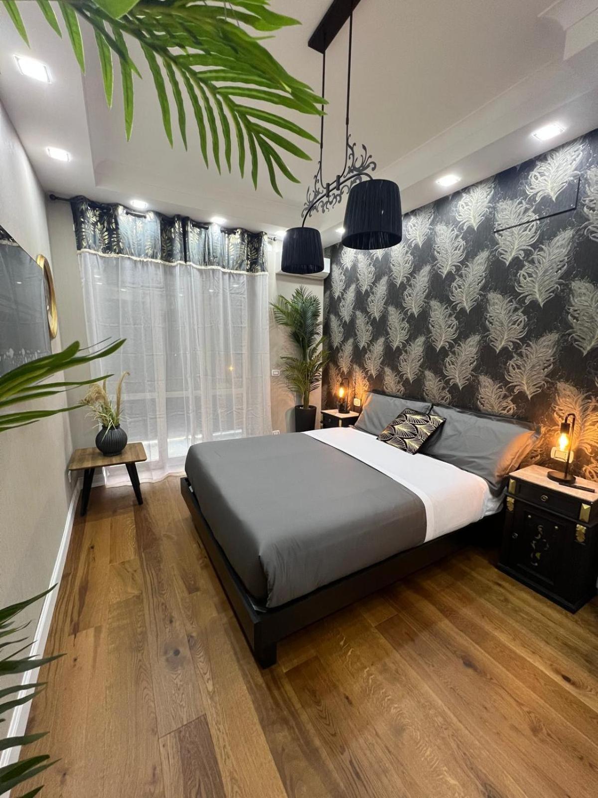 B&B Caffe Retro' Cisterna di Latina Dış mekan fotoğraf